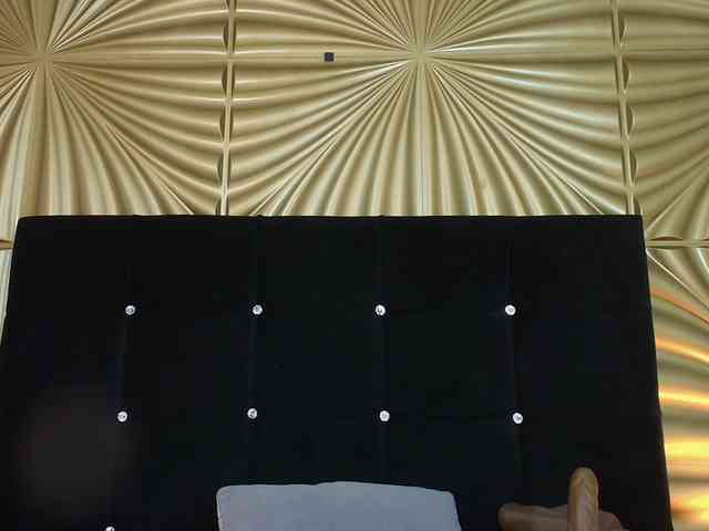 emmily-keller webcam