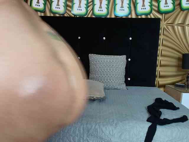 emmily-keller webcam