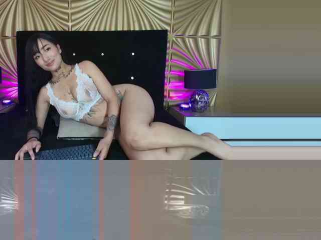 emmily-keller webcam