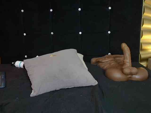 emmily-keller webcam