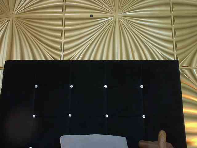 emmily-keller webcam