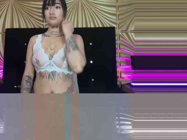 emmily-keller webcam