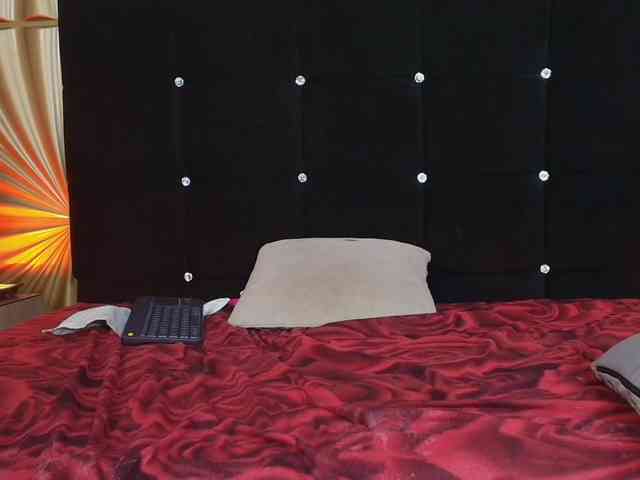emmily-keller webcam