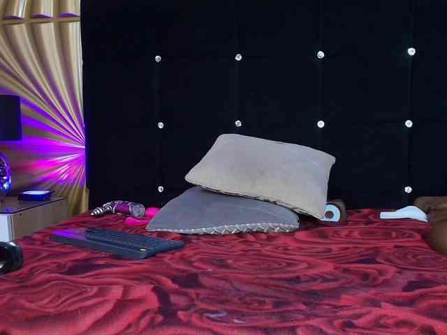 emmily-keller webcam