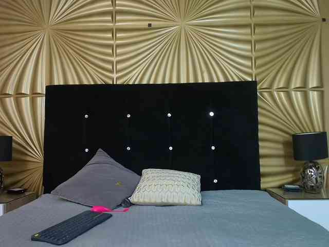 emmily-keller webcam