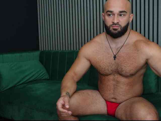 TonyMuscles Sex Cam Show