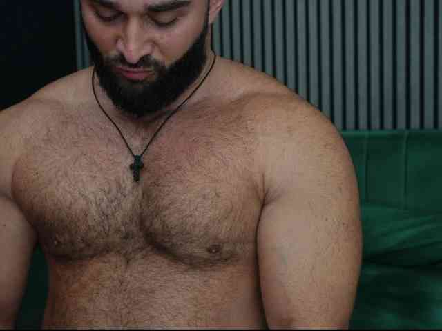 TonyMuscles Sex Cam Show