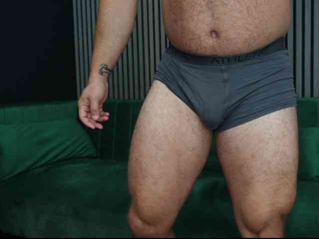 TonyMuscles Sex Cam Show