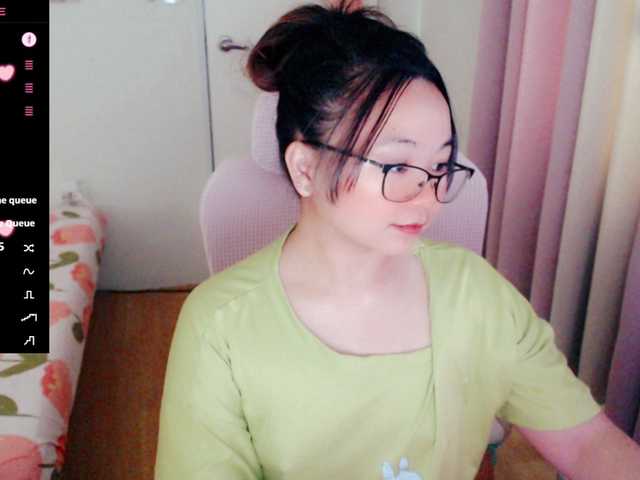 SassyGiirl live cam on BongaCams