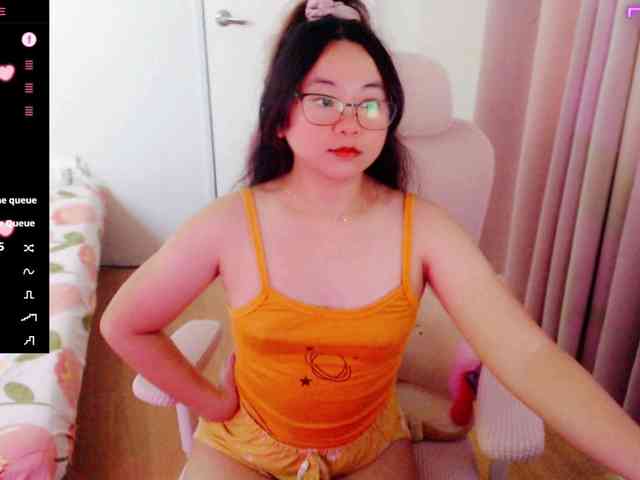 MCutie webcam