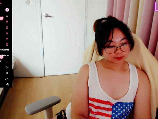 MCutie webcam