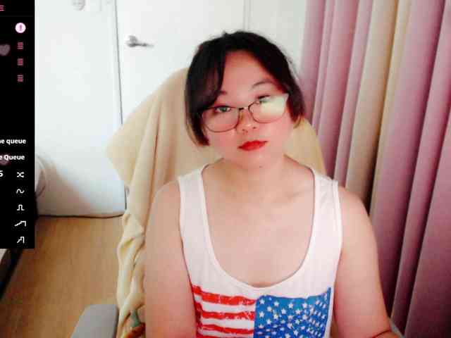 MCutie webcam