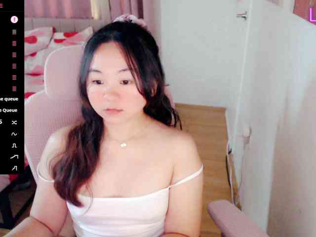 MCutie webcam
