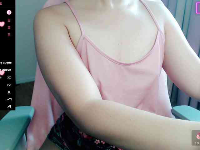 MCutie webcam