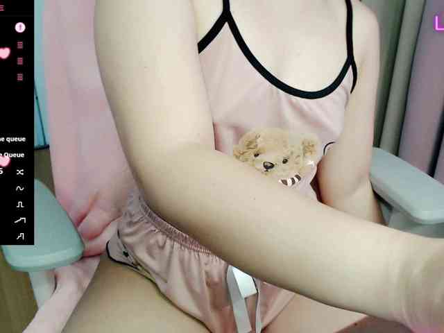 MCutie webcam