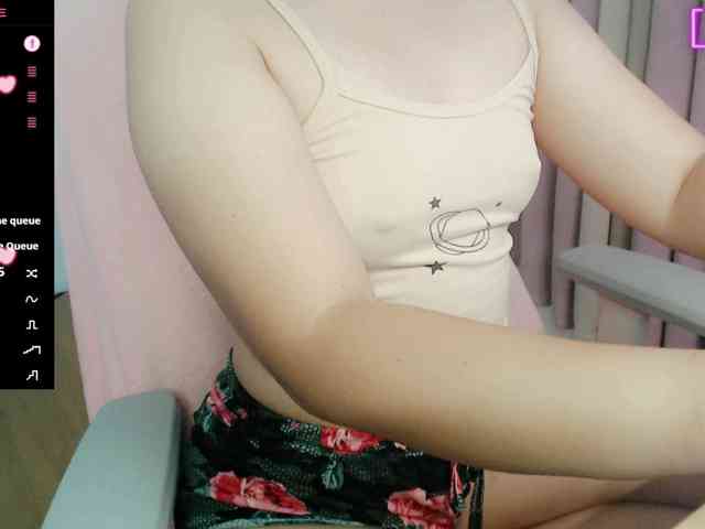 MCutie webcam