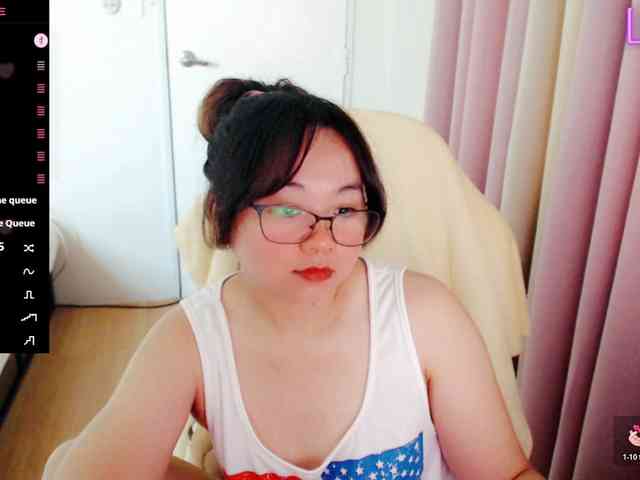 MCutie webcam