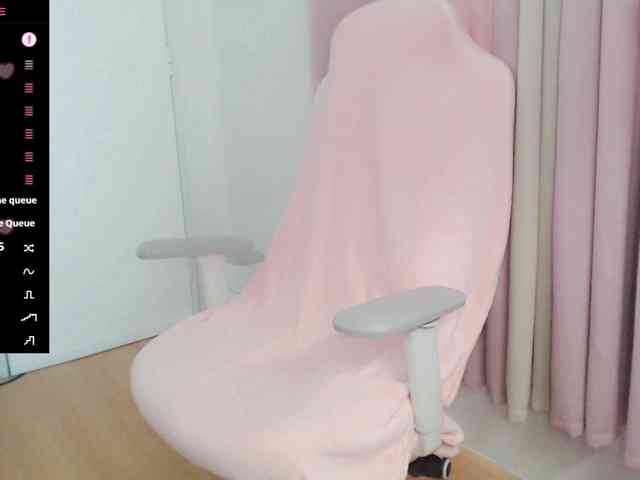 MCutie webcam