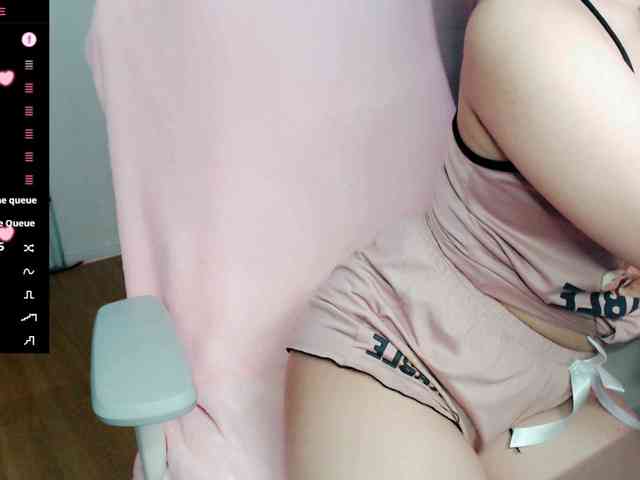 MCutie webcam