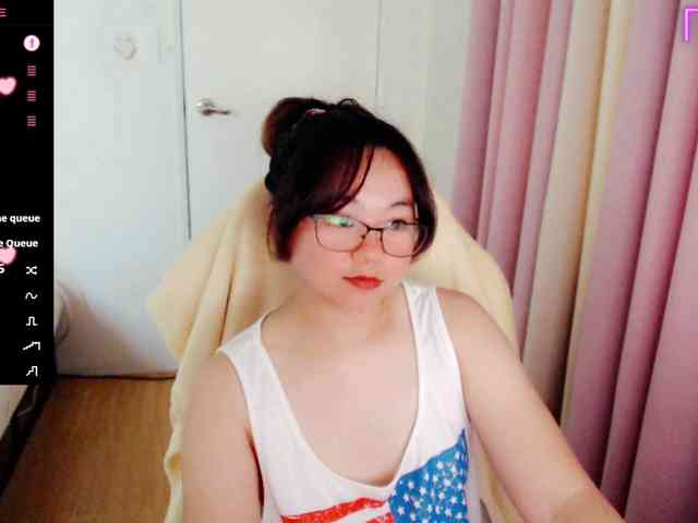 MCutie webcam