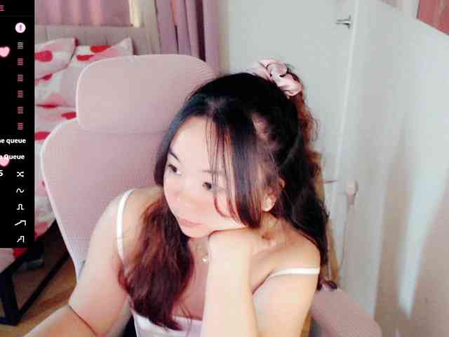 MCutie webcam
