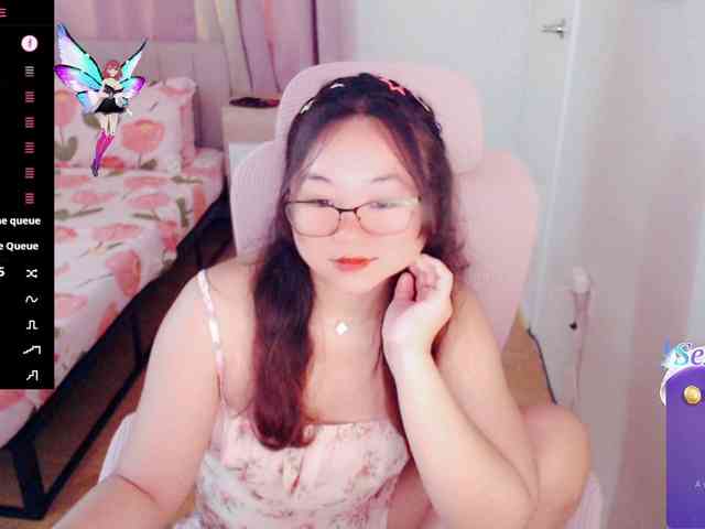 MCutie webcam