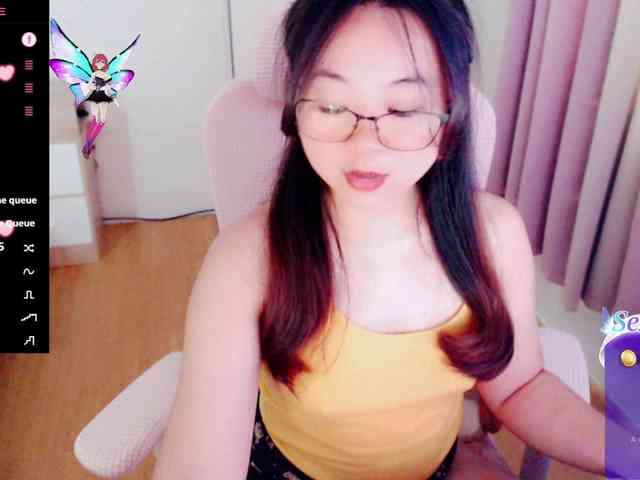MCutie webcam