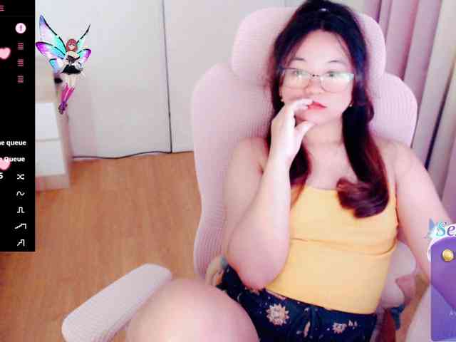 MCutie webcam