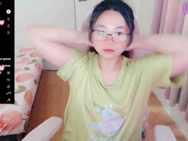 MCutie webcam