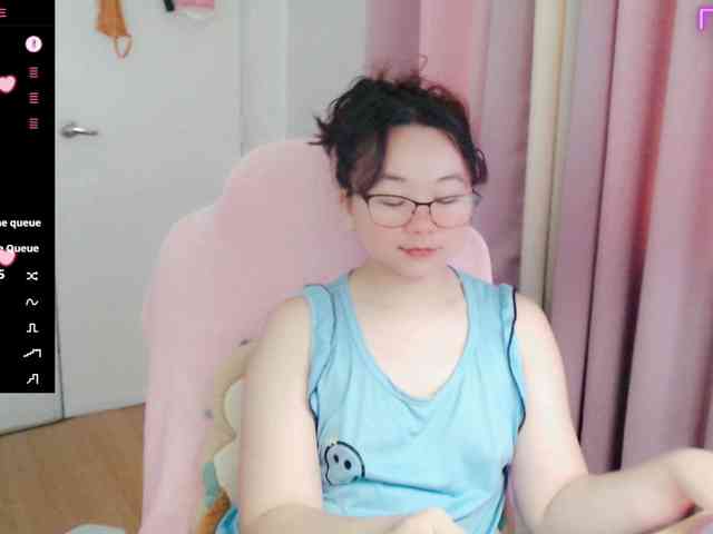 MCutie webcam
