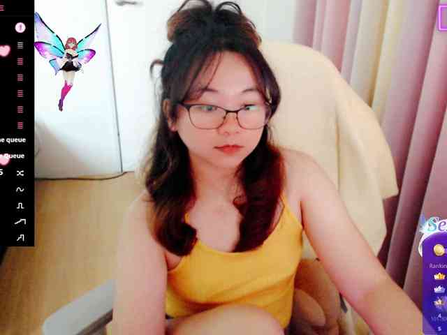 MCutie webcam