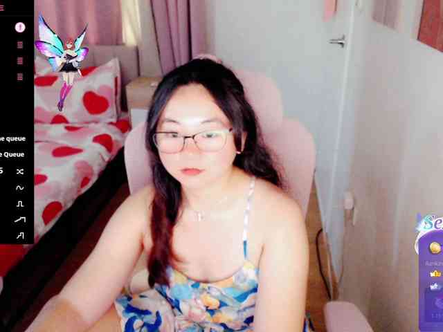 MCutie webcam