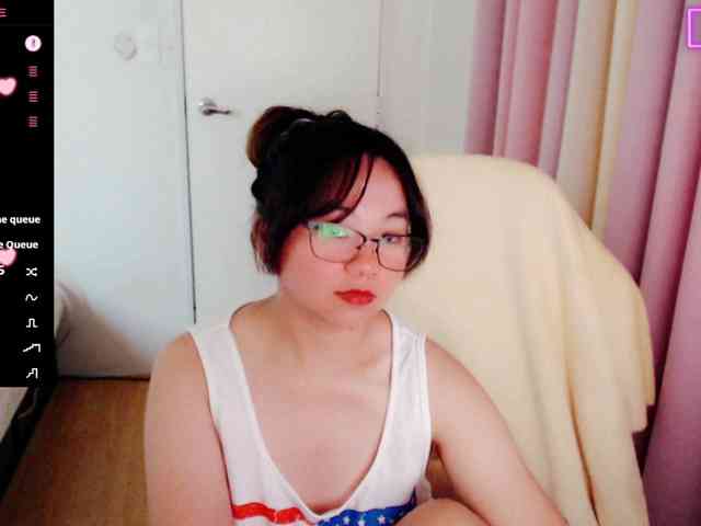 MCutie webcam