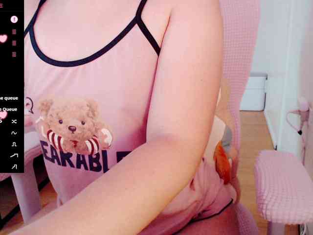 MCutie webcam