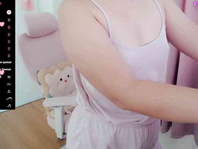 MCutie webcam