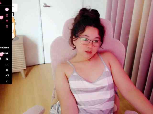 MCutie webcam