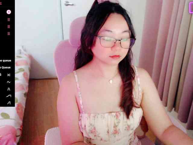 MCutie webcam