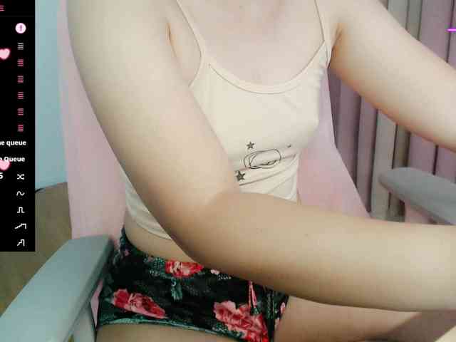 MCutie webcam
