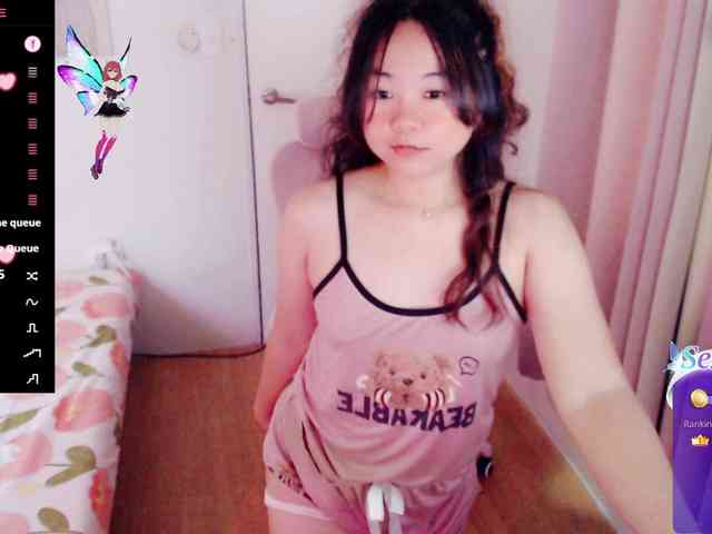 MCutie webcam