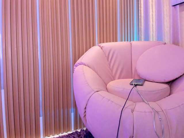 katrinadirtyx live cam on BongaCams