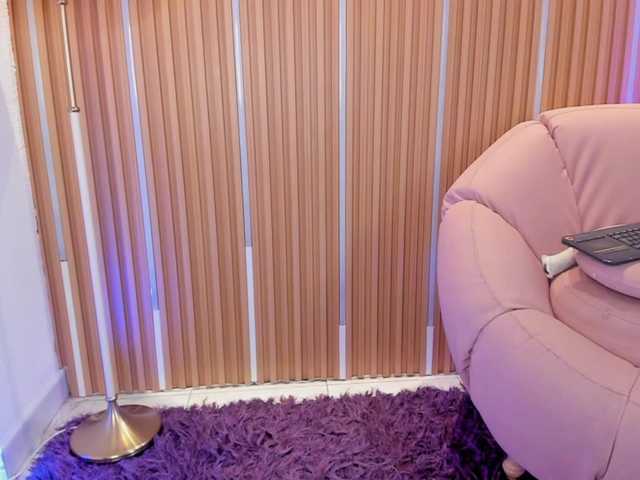 katrinadirtyx live cam on BongaCams