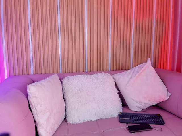 katrinadirtyx live cam on BongaCams