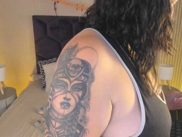 katrinadirtyx live cam on BongaCams