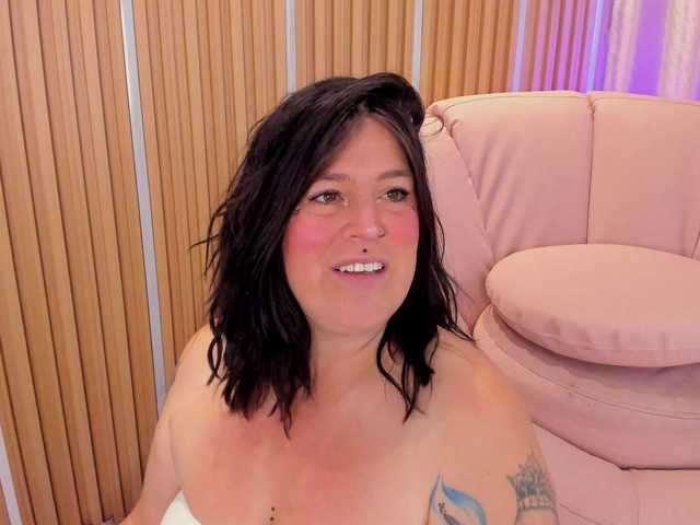 katrinadirtyx live cam on BongaCams