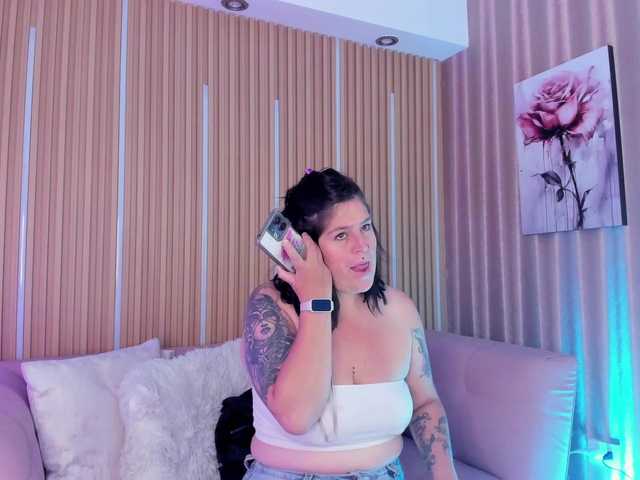 katrinadirtyx live cam on BongaCams