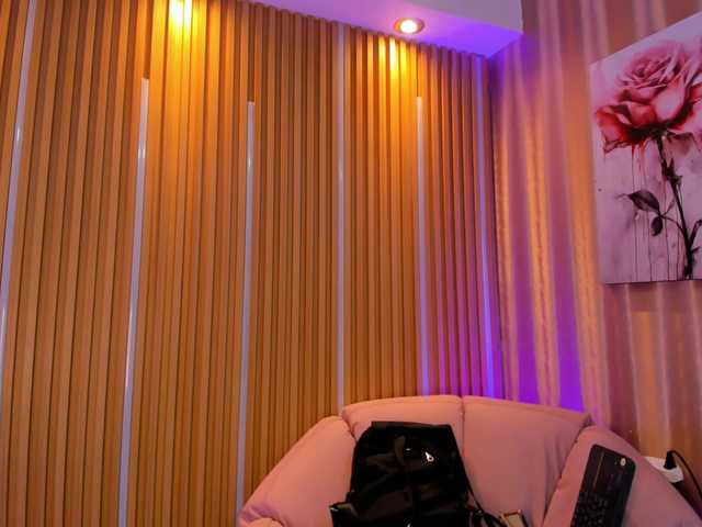 katrinadirtyx live cam on BongaCams