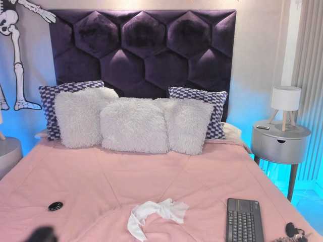 katrinadirtyx live cam on BongaCams