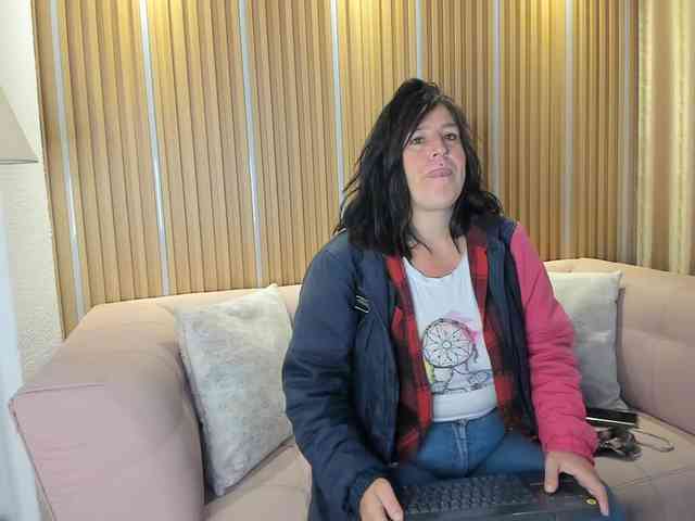 katrinadirtyx Live Webcam on BongaCams