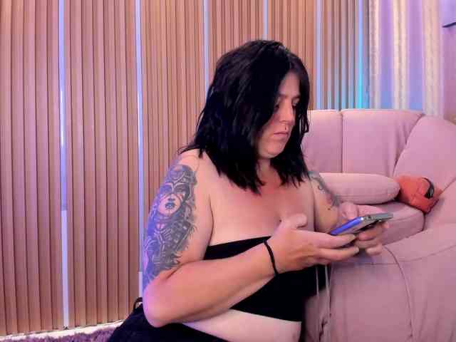 モデル: KatrinaDirtyx