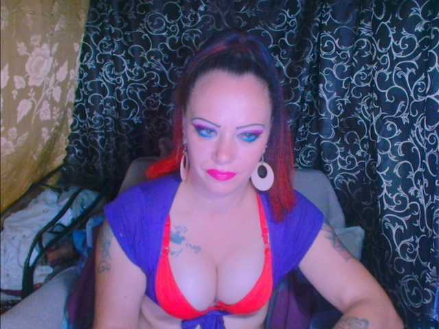 alicesensuel live webcam show